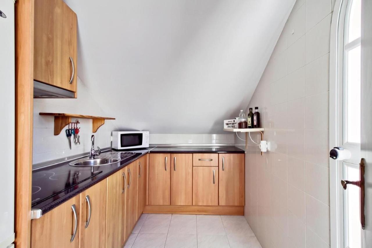 Atico Con Terraza Privada En Malaga Centro Lägenhet Exteriör bild